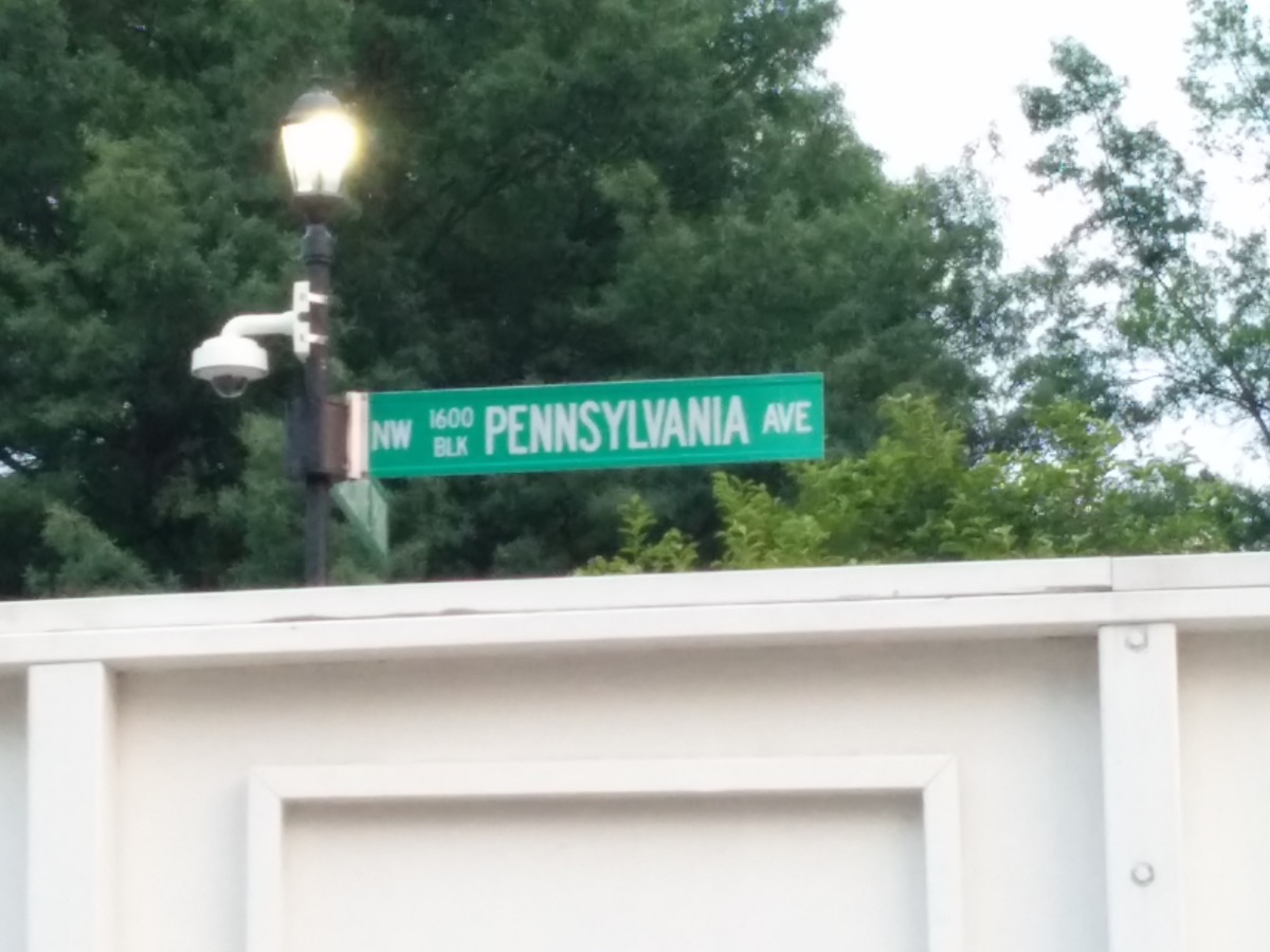 1600_pennsylveniya_avenue